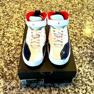 Jump man Two Trey (PS) Size 1Y NEVER WORN